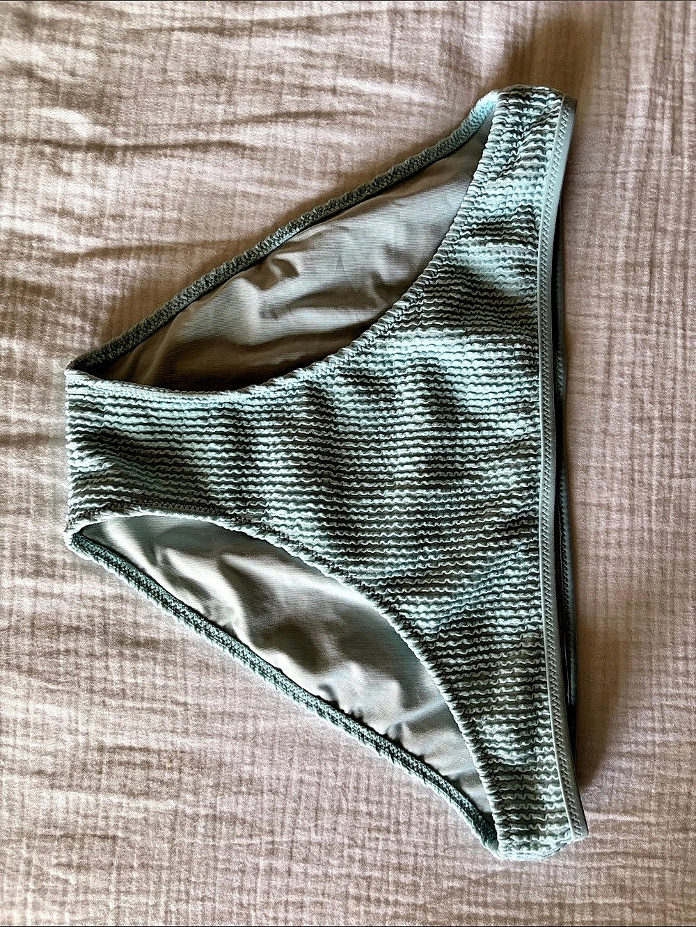 Re/Done Textured Bikini Bottom in Green Size Medium Like New